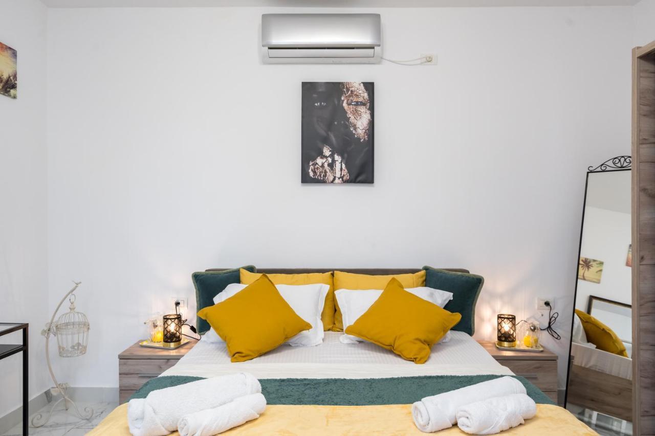 Monza Apartment-Ultracentral Букурещ Екстериор снимка