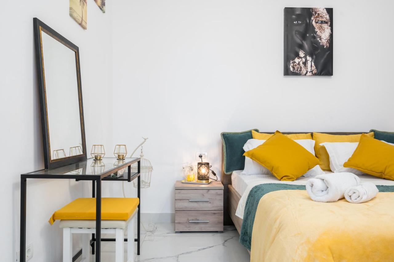 Monza Apartment-Ultracentral Букурещ Екстериор снимка